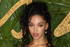 FKA Twigs hatte mit sechs riesigen Tumoren zu kämpfen