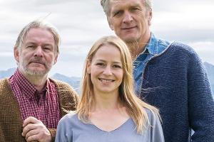 "Daheim in den Bergen": Theresa Scholze steht auf den lässigen Style