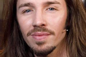 Gil Ofarim hat seit seiner Schulzeit mit Antisemitismus zu kämpfen