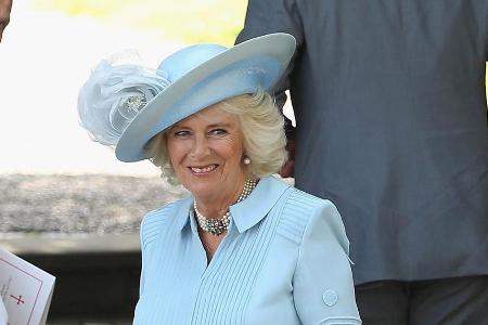 Herzogin Camilla spricht erstmals über die royale Hochzeit und das Drama rund um Herzogin Meghans Familie