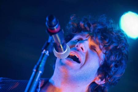 Luke Pritchard von der Band The Kooks supportet die Rolling Stones bei ihren Deutschland-Konzerten