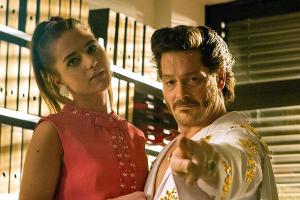 "Falk: Nackte Tatsachen": Falk (Fritz Karl) im 70er Jahre Elvis Look