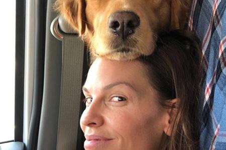 Hilary Swank und ihr Hund Hilary Swank und ihr Hund