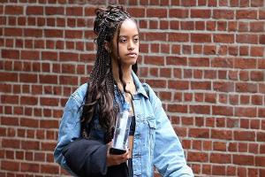 Malia Obama hat eine neue Frisur!