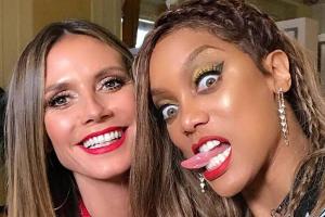 Selbst Grimassen können sie nicht entstellen: Tyra Banks (rechts) und Heidi Klum