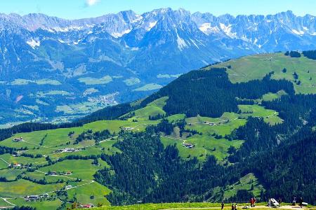 Postkarten-Motiv: Blick von der Hohe Salve auf den Wilden Kaiser