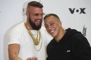 Farid Bang und Kollegah besuchen Auschwitz-Gedenkstätte