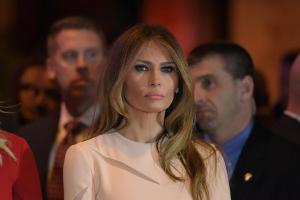 War der Eingriff bei Melania Trump doch größer?