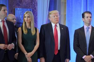 US-Präsident Donald Trump und drei seiner Kinder verklagt