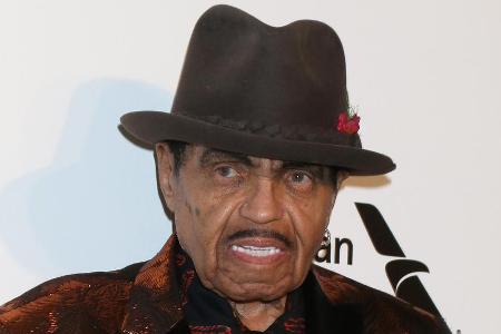 Joe Jackson soll manchen Medienberichten zufolge im Sterben liegen