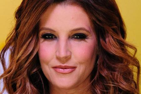 Lisa Marie Presley steckt mitten in der Scheidungsschlacht Lisa Marie Presley steckt mitten in der Scheidungsschlacht