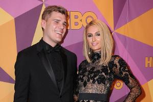 Paris Hilton verliert ihren gigantischen Verlobungsring im Club