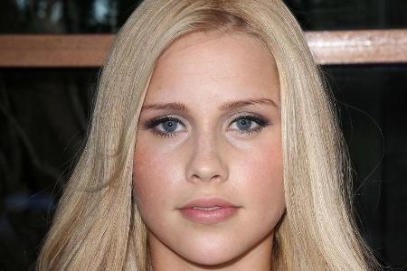 Hat ein Herz für Tiere: Claire Holt