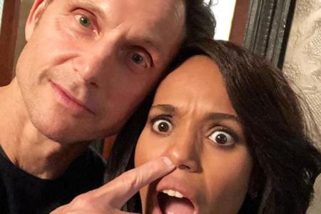 Kerry Washington muss sich von Tony Goldwyn einiges gefallen lassen