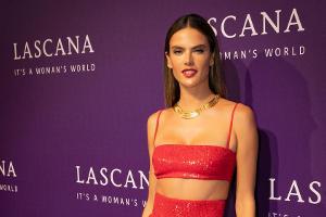 Alessandra Ambrosio zieht in Berlin alle Blicke auf sich