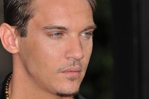 Jonathan Rhys Meyers: Seine Frau nimmt ihn in Schutz