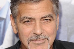 George Clooney: Roller-Unfall auf Sardinien