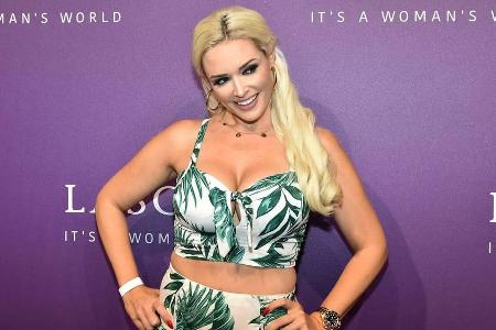 Rank und schlank zeigte sich Daniela Katzenberger auf der Berliner Fashion Week