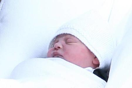 Ob Prinz Louis bei seiner Taufe auch so friedlich schläft?