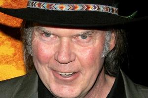 Neil Young schießt gegen Spotify, Apple Music und Co.