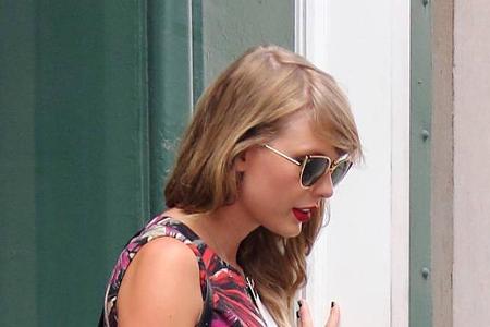 Taylor Swift beim Verlassen ihrer Wohnung in New York