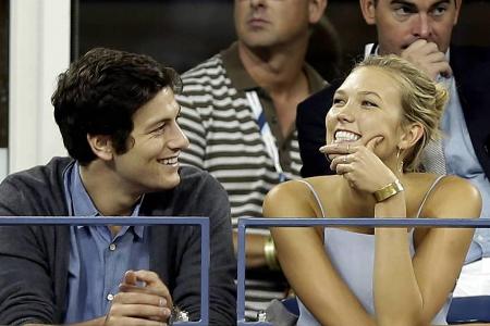 Karlie Kloss und ihr Joshua Kushner bei einem Tennis-Match Karlie Kloss und ihr Joshua Kushner bei einem Tennis-Match