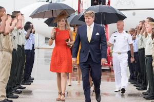 Königin Máxima der Niederlande: Ganz in Orange auf Curacao