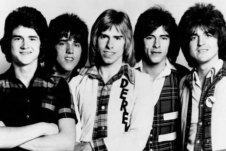 Lesie McKeown, Stuart Woody Wood, Derek Longmuir ,Alan Longmuir und Eric Faulkner (v.l.n.r.) traten in den 70ern als Bay Cit... Lesie McKeown, Stuart Woody Wood, Derek Longmuir ,Alan Longmuir und Eric Faulkner (v.l.n.r.) traten in den 70ern als Bay Cit...