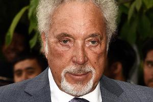 Tom Jones muss weitere Auftritte absagen