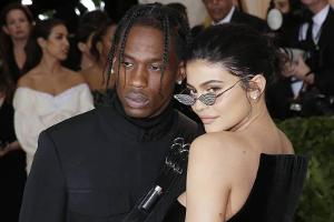 Kylie Jenner und Travis Scott glauben nicht an den "Kardashian-Fluch"