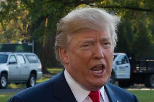 Trump protestiert - Skandalbuch "Fire and Fury" erscheint früher