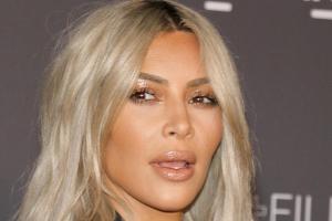 Kim Kardashian: Oben-ohne-Bild sorgt für Ärger