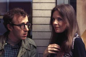 Diane Keaton verteidigt Woody Allen: "Ich glaube ihm weiterhin"