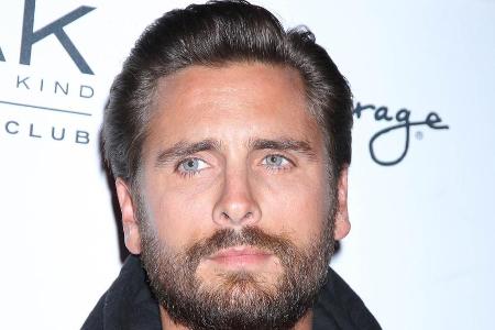 Scott Disick ist offenbar eifersüchtig auf den neuen Freund seiner Ex-Frau Kourtney Kardashian Scott Disick ist offenbar eifersüchtig auf den neuen Freund seiner Ex-Frau Kourtney Kardashian