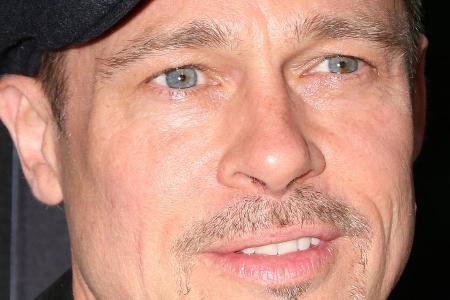 Er kann nicht nur schauspielern, sondern auch flirten: Brad Pitt