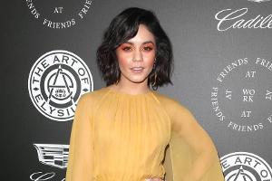 Keine Augenweide! Vanessa Hudgens in Knallgelb und Grellorange