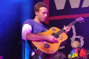 Chris Martin: Warum verfallen sie alle dem Coldplay-Frontmann?