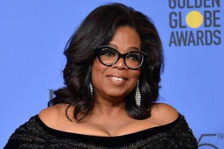 Natürlich erschien auch Oprah Winfrey aus Protest ganz in Schwarz zu den Golden Globes Natürlich erschien auch Oprah Winfrey aus Protest ganz in Schwarz zu den Golden Globes