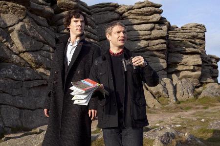 In der Steinwüste von Dartmoor finden sich auch Sherlock Holmes und Dr. Watson nicht immer zurecht In der Steinwüste von Dartmoor finden sich auch Sherlock Holmes und Dr. Watson nicht immer zurecht