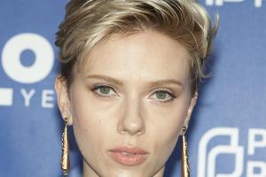 Vor 600.000 Menschen: Scarlett Johansson greift James Franco an