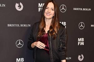 Johanna Klum: Mit Babybauch auf der Berlin Fashion Week