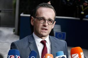 Heiko Maas bezeichnet Echoverleihung als "beschämend"