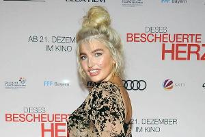 Curvy-Model Sarina Nowak hat einen Traum: "Einmal den Oscar gewinnen"