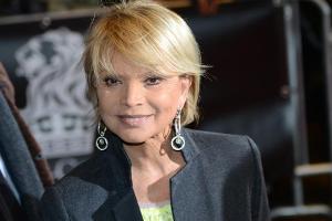 Uschi Glas: "Man muss sich selbst auf den Arm nehmen können"