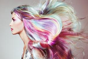 Farbe bekennen: "Kaleidoscope Hair" ist der neue Frisurentrend