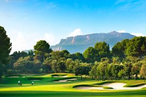 Barcelona: Rambla, Golf und Gaudi