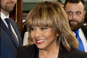 So großartig sieht Tina Turner mit 78 Jahren aus