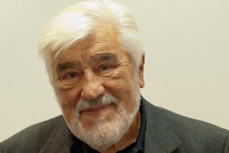 Mario Adorf bei der Frankfurter Buchmesse im Jahr 2016 Mario Adorf bei der Frankfurter Buchmesse im Jahr 2016