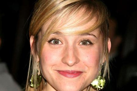 Allison Mack ist auf Kaution frei