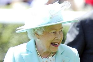 "Genial lustig": Die Briten feiern Queen Elizabeth II. für ihren Humor